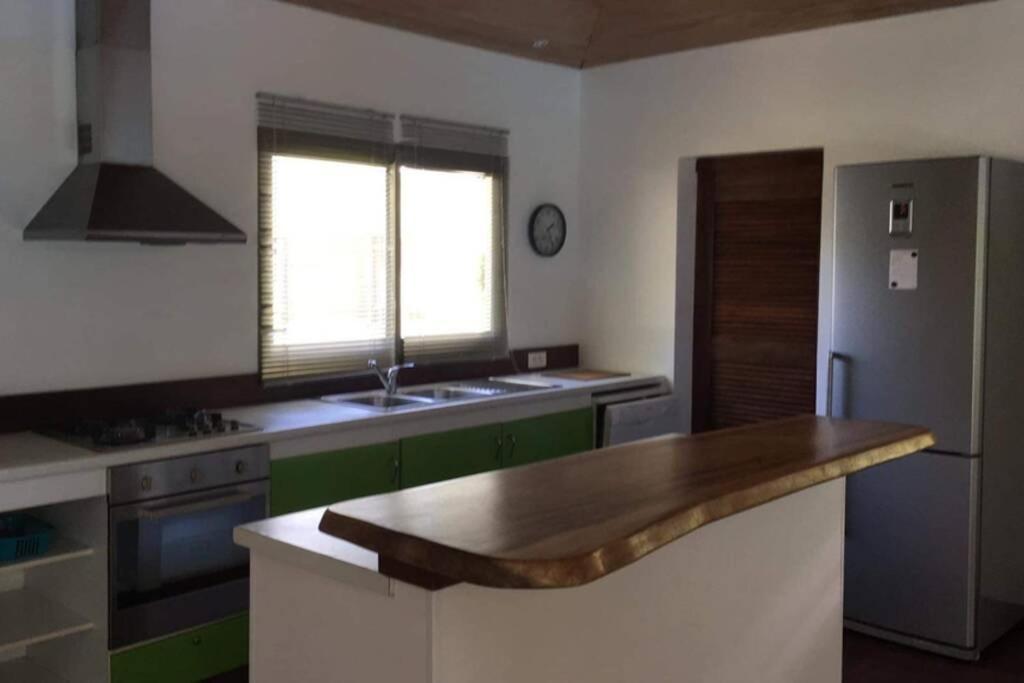Moorea Temae Villa Walking Dist Beach And Golf Екстериор снимка